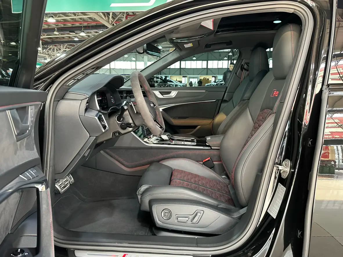 Audi RS 6 2024 г. 4069 км. — фото 14