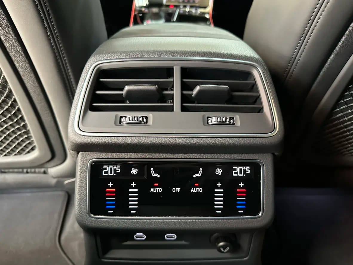 Audi RS 6 2024 г. 4069 км. — фото 6