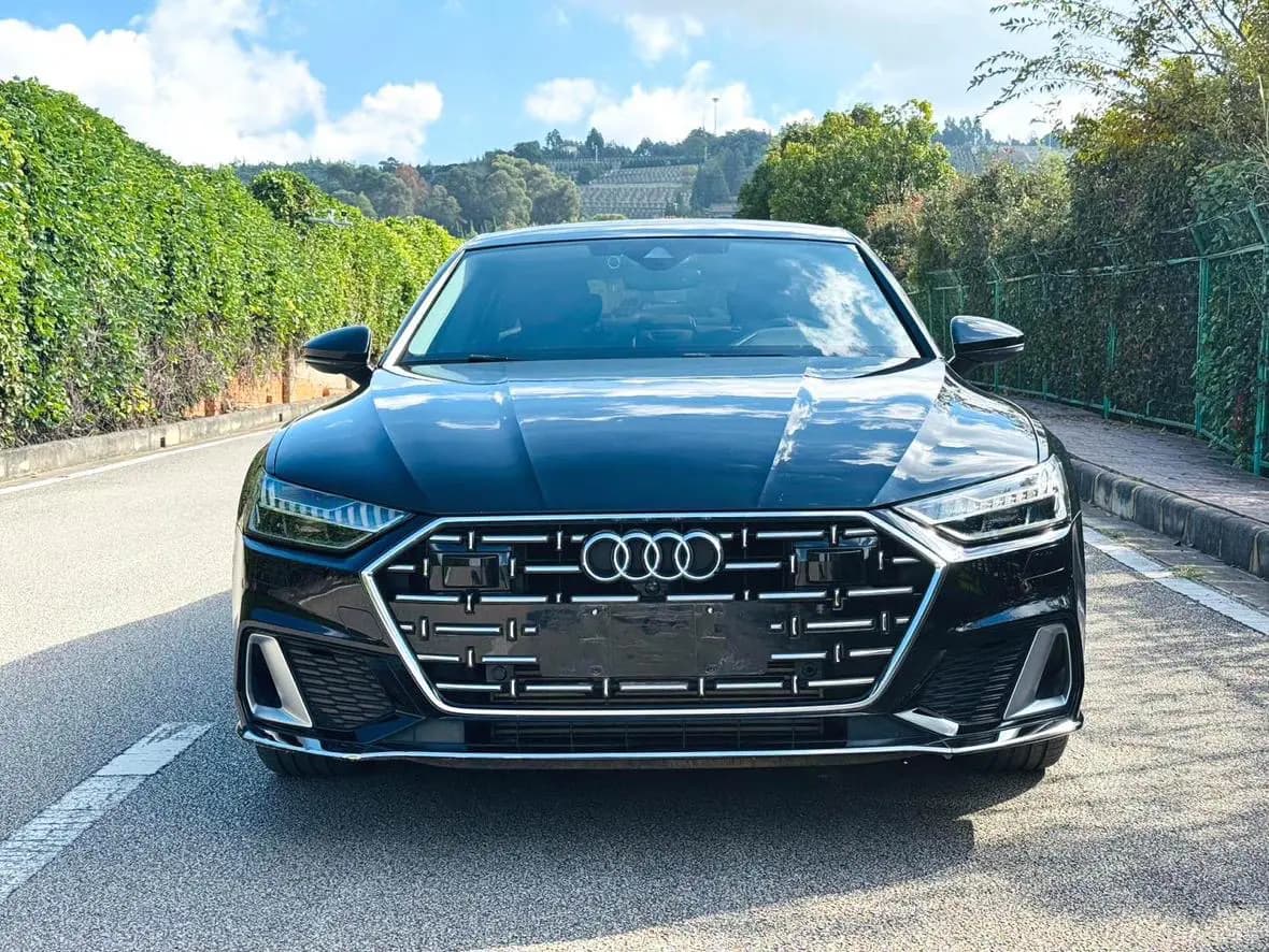 Audi A7L 2025 г. 10092 км. — фото 2