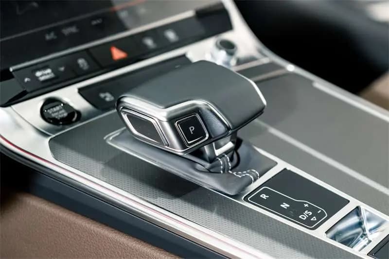 Audi A7L 2023 г. 15291 км. — фото 13