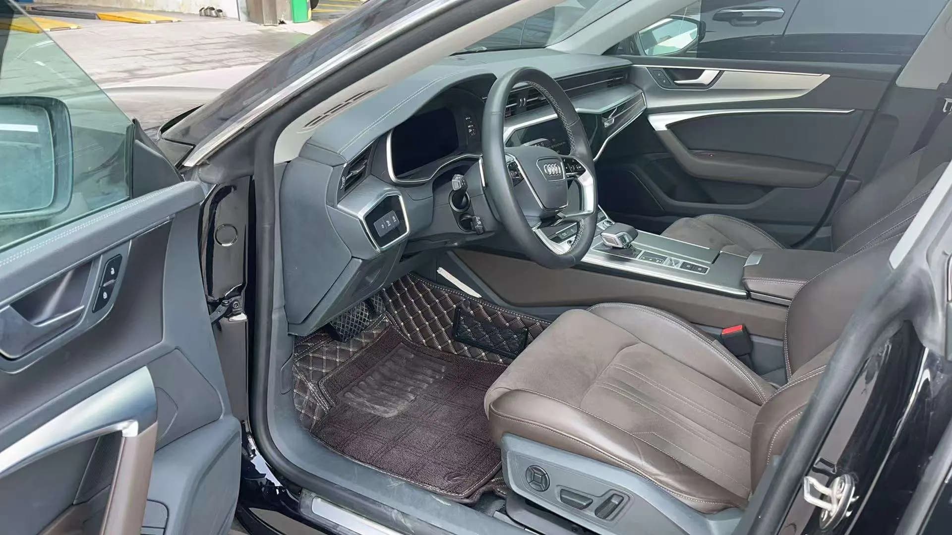 Audi A7L 2023 г. 48090 км. — фото 5