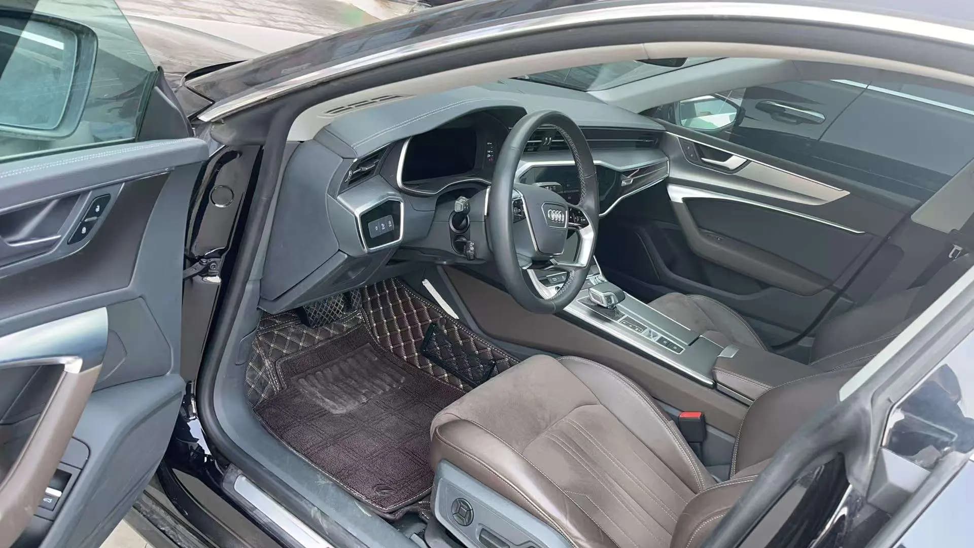 Audi A7L 2023 г. 48090 км. — фото 7