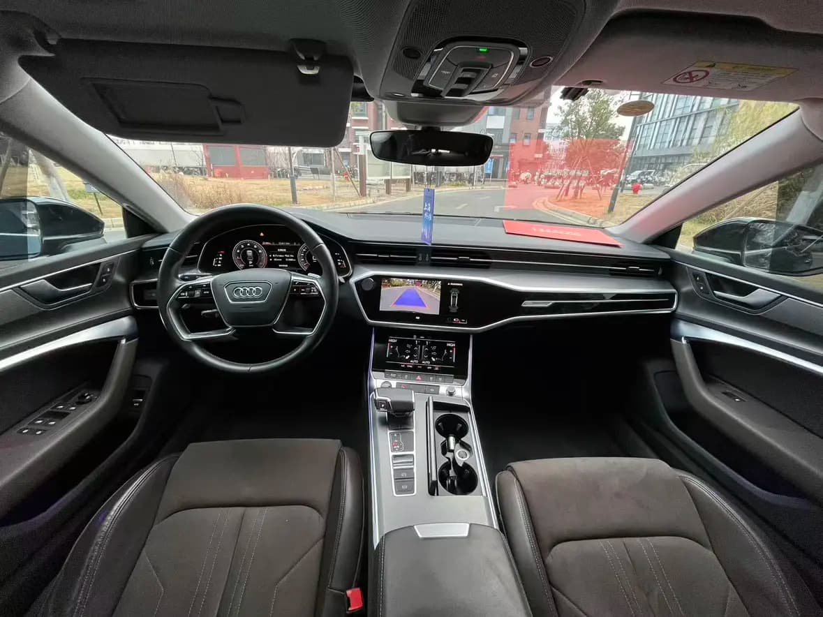 Audi A7L 2023 г. 55089 км. — фото 5