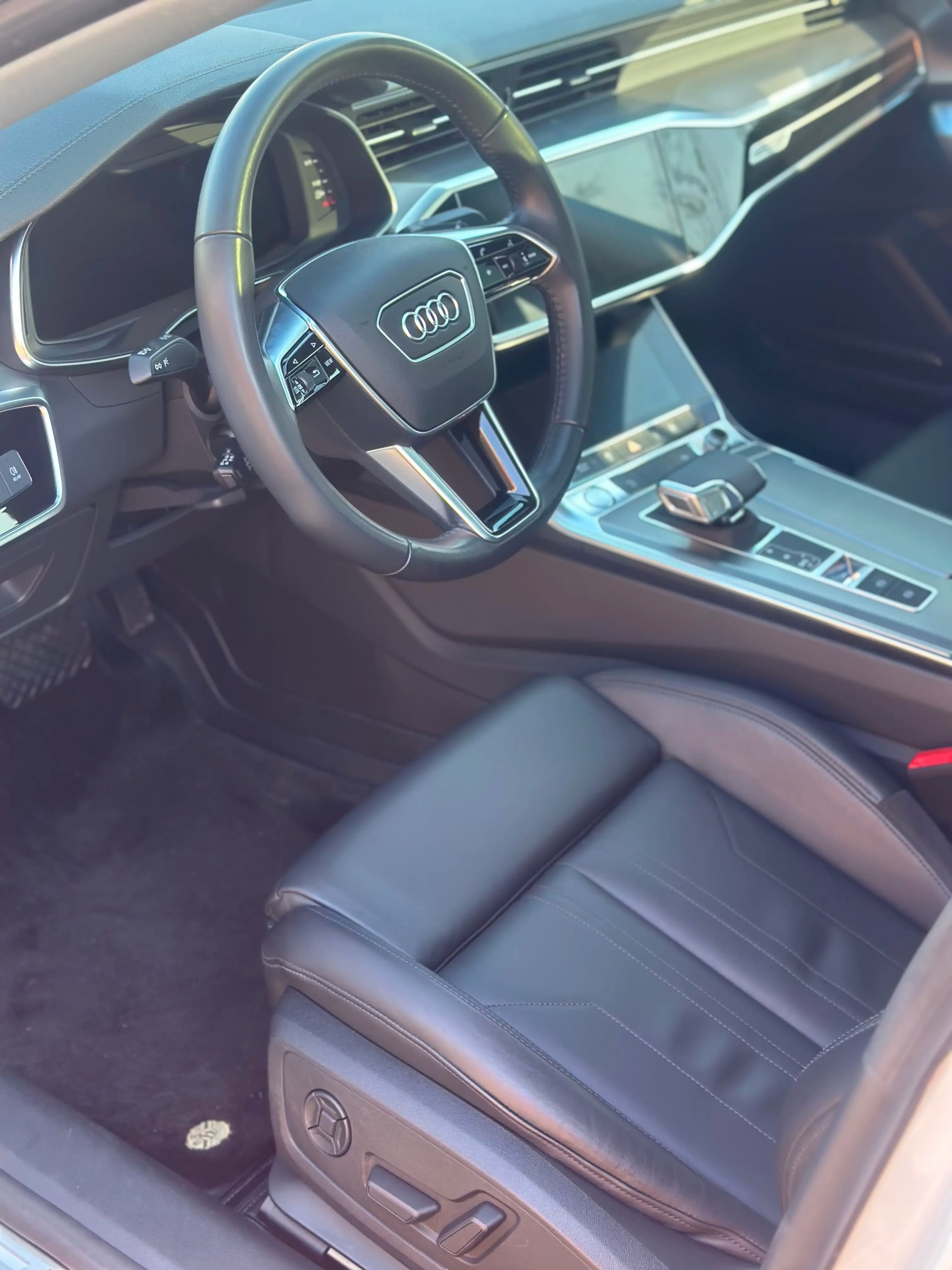 Audi A7 2021 г. 47060 км. — фото 8