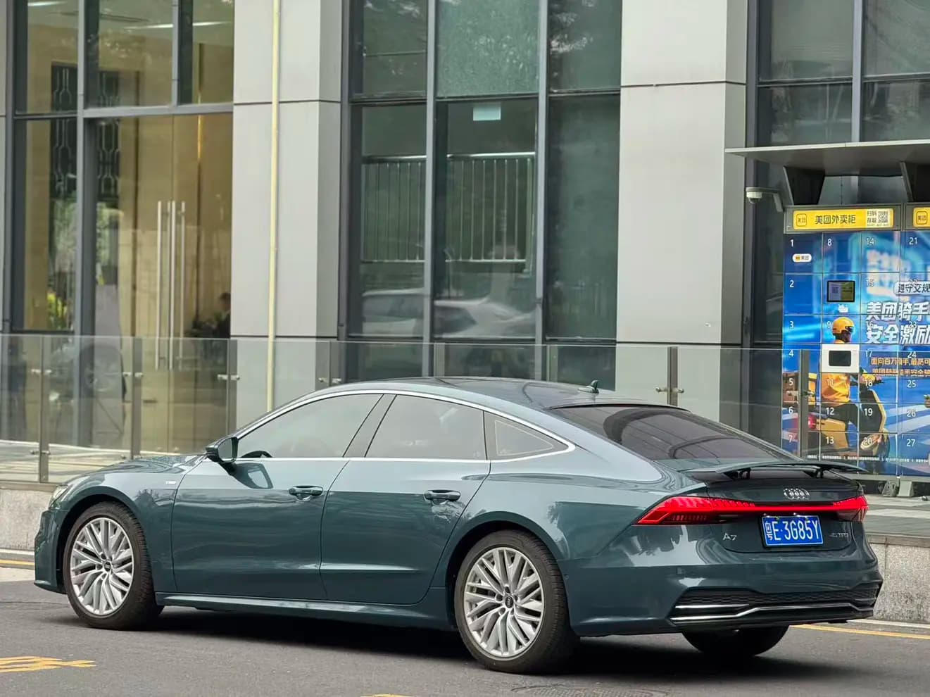 Audi A7 2021 г. 72093 км. — фото 3