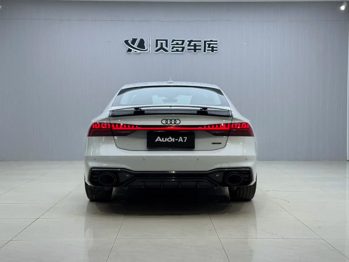 Audi A7 2023 г. 35074 км. — фото 4
