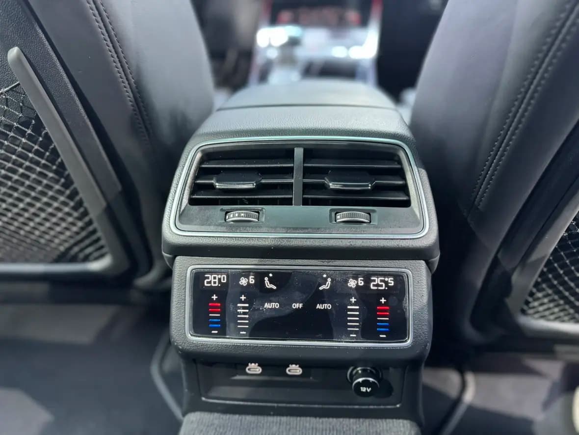 Audi A7 2023 г. 35074 км. — фото 8