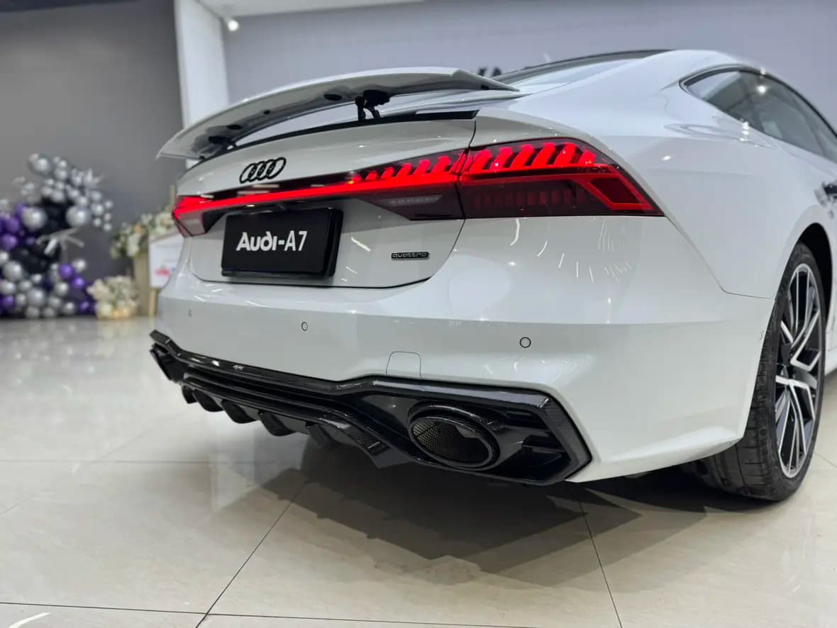 Audi A7 2023 г. 35074 км. — фото 9