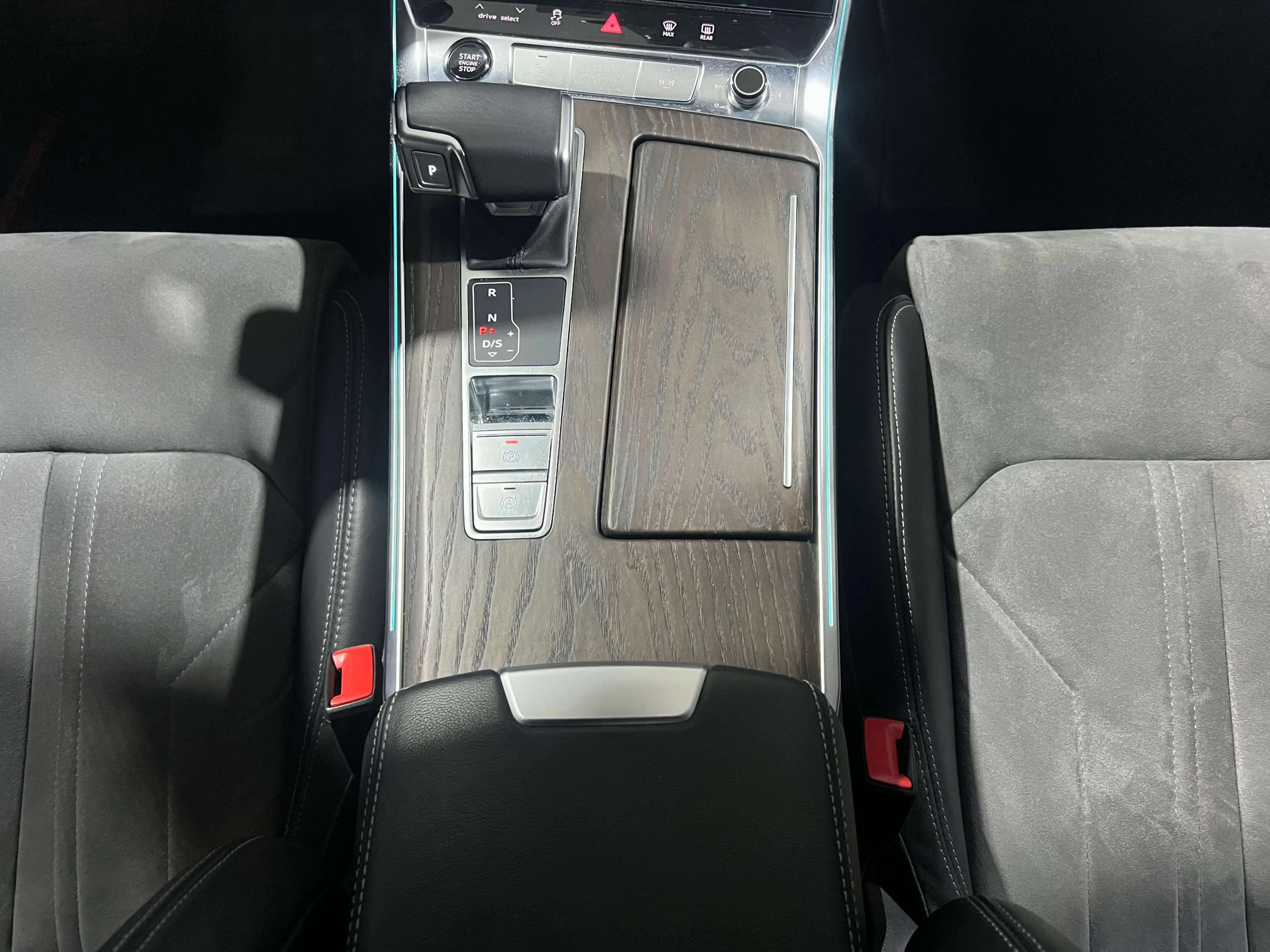 Audi A6L 2023 г. 51023 км. — фото 13
