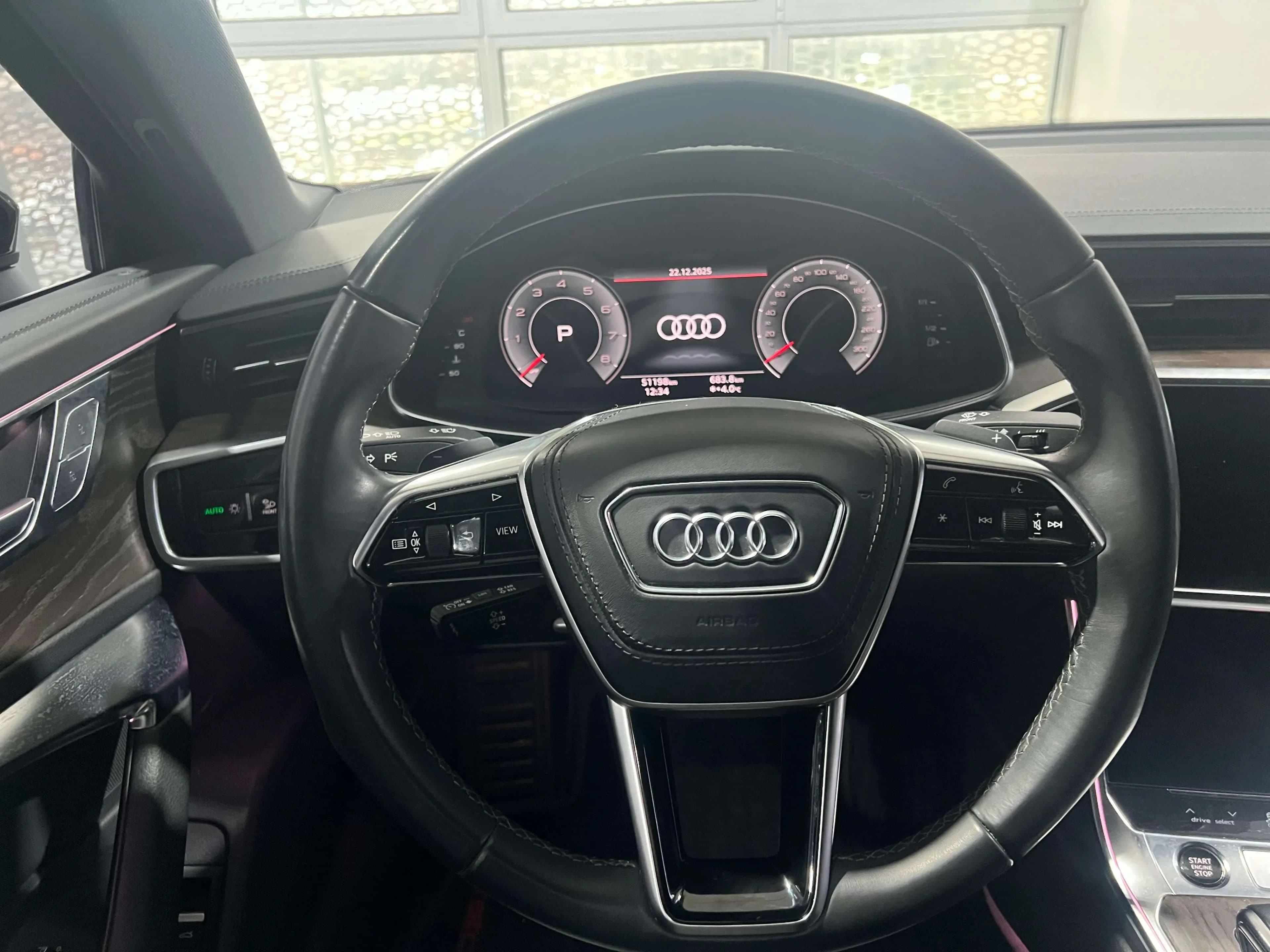 Audi A6L 2023 г. 51023 км. — фото 9