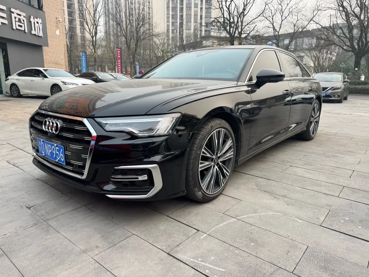 Audi A6L 2023 г. 41024 км.