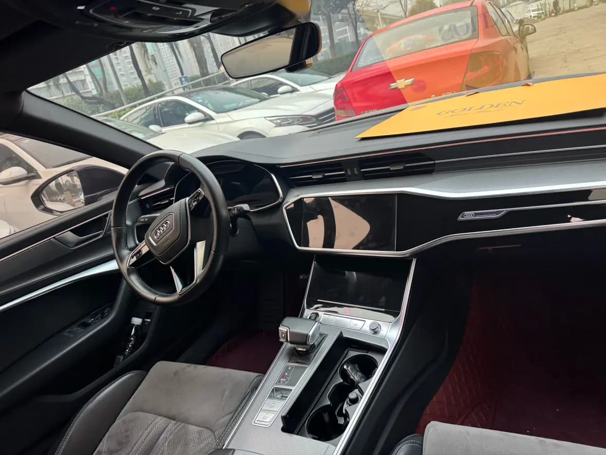 Audi A6L 2023 г. 41024 км. — фото 8