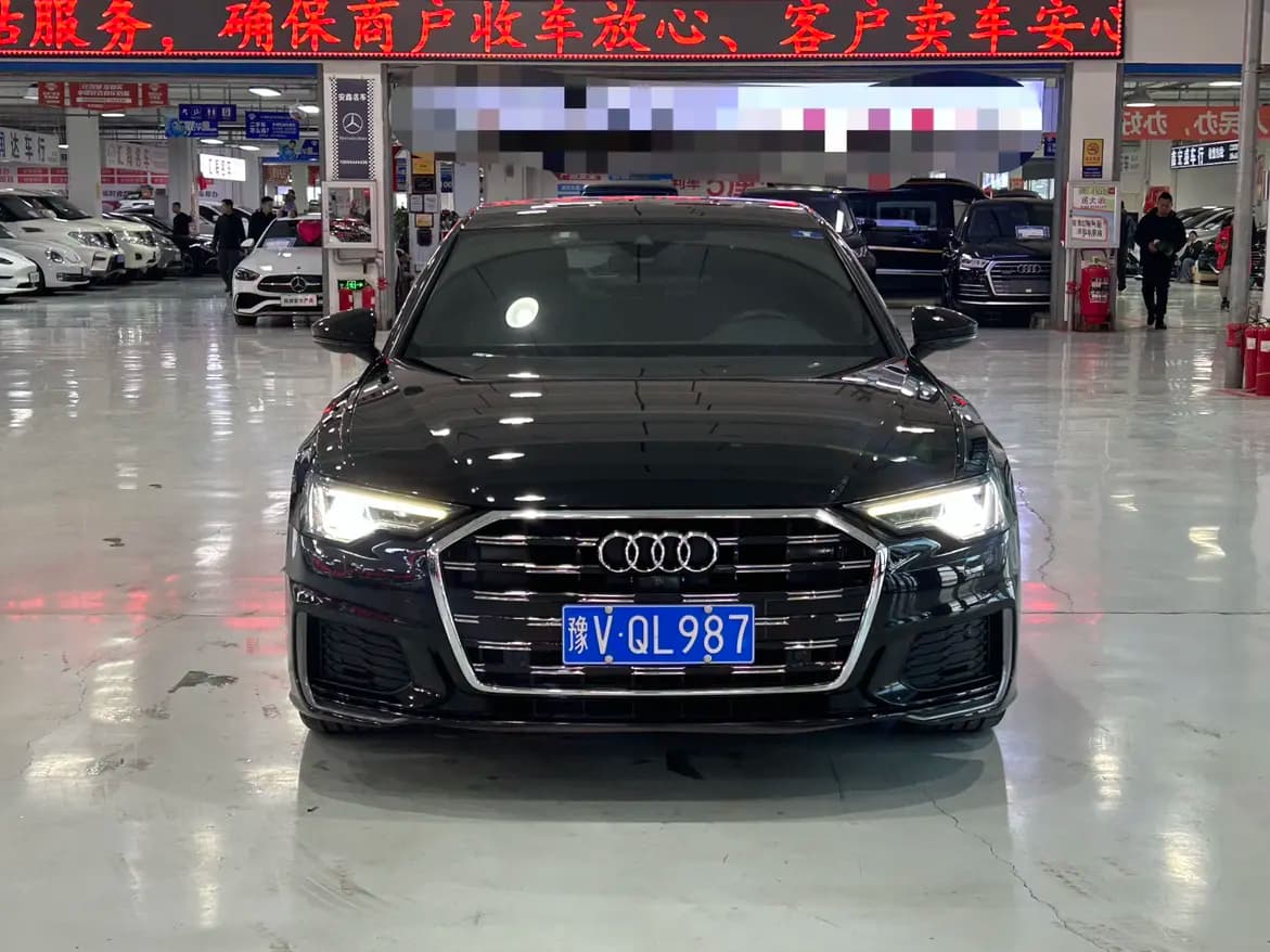 Audi A6L 2022 г. 75025 км. — фото 2