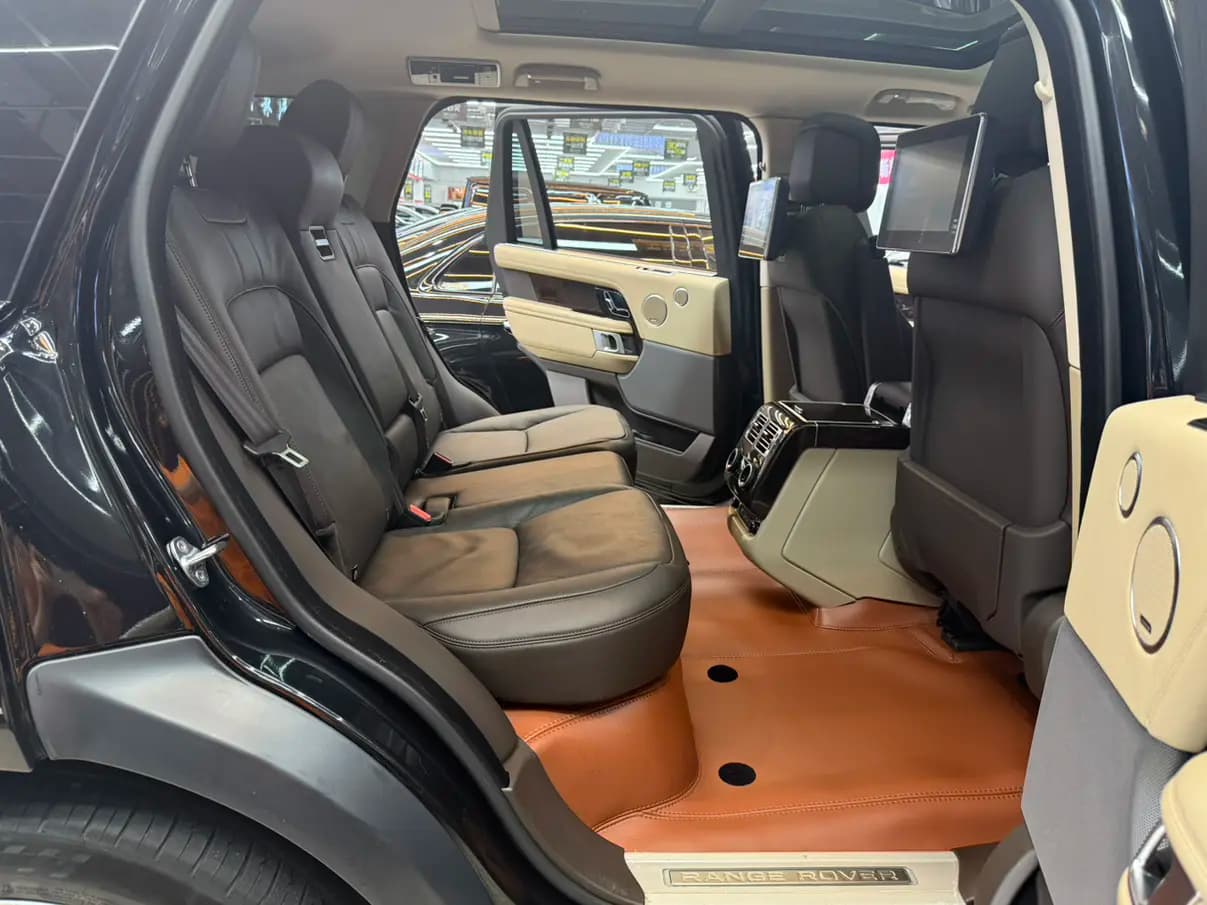 Land Rover Range rover 2021 г. 77023 км. — фото 16