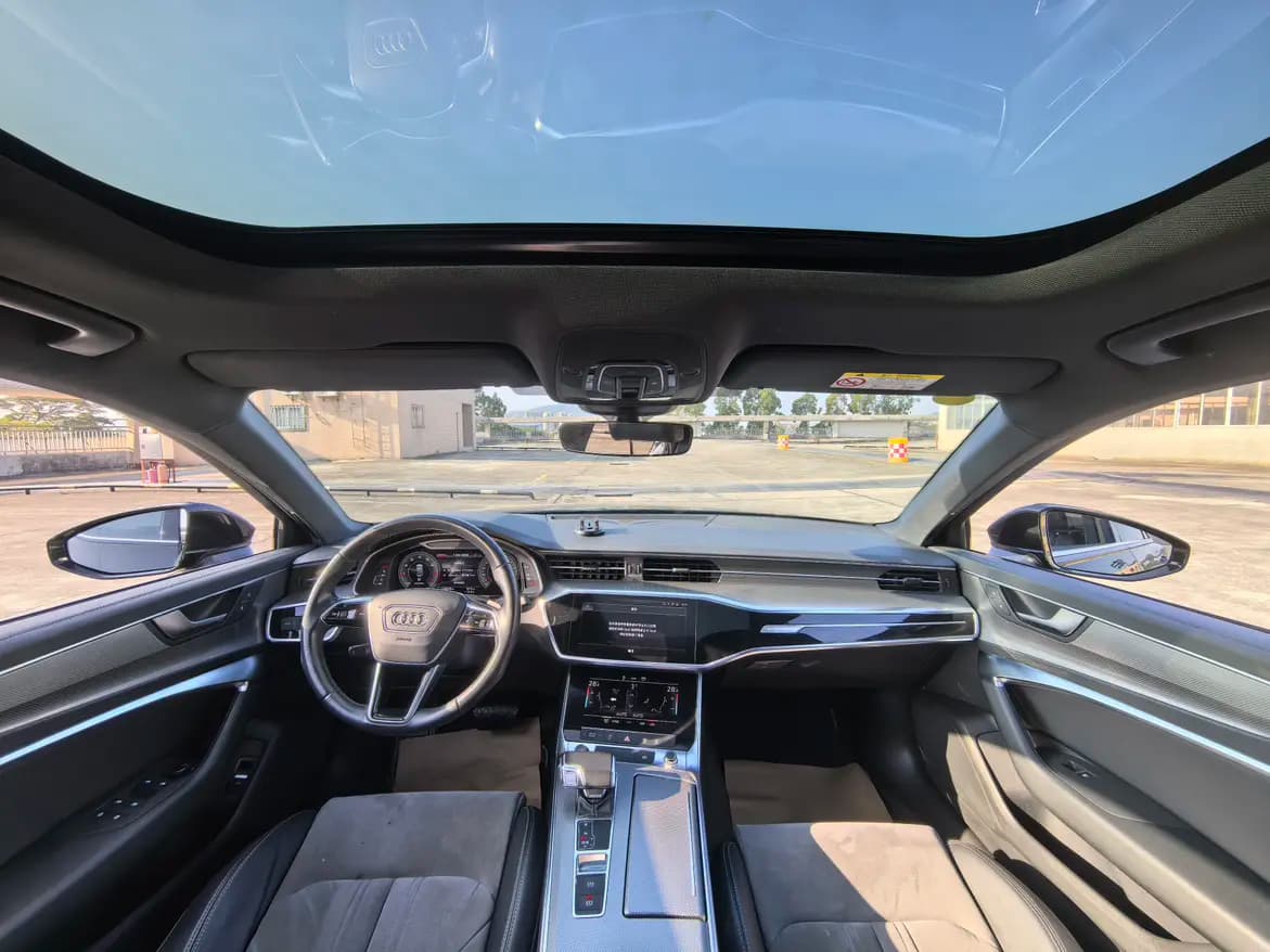 Audi A6L 2022 г. 52028 км. — фото 9