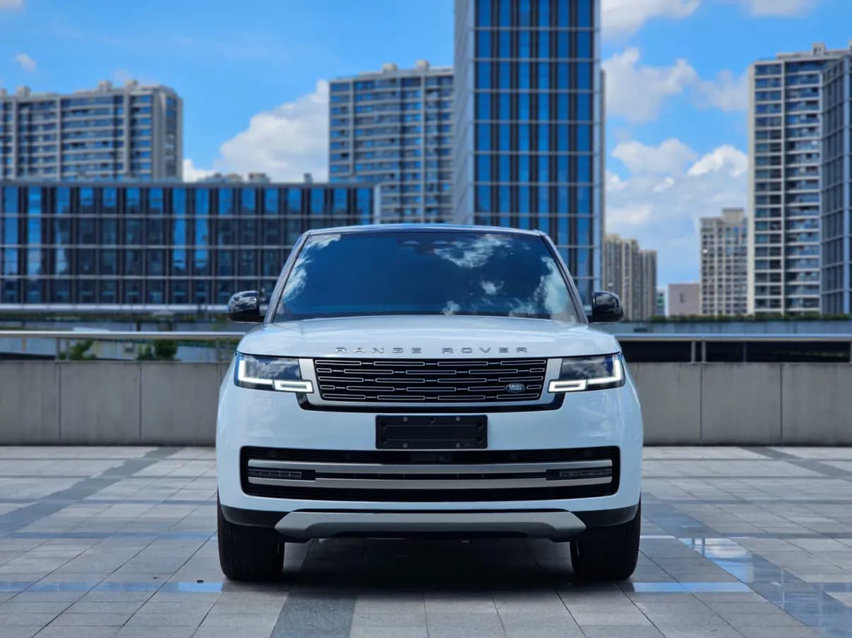 Land Rover Range rover 2024 г. 30024 км. — фото 2