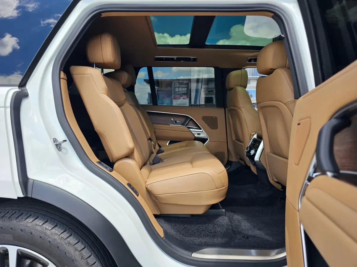 Land Rover Range rover 2024 г. 30024 км. — фото 23