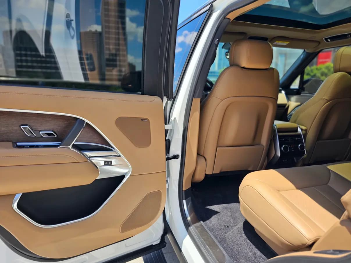 Land Rover Range rover 2024 г. 30024 км. — фото 26
