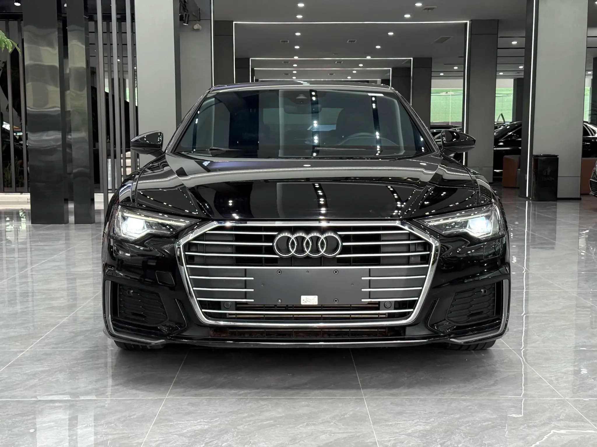 Audi A6L 2023 г. 22030 км. — фото 2