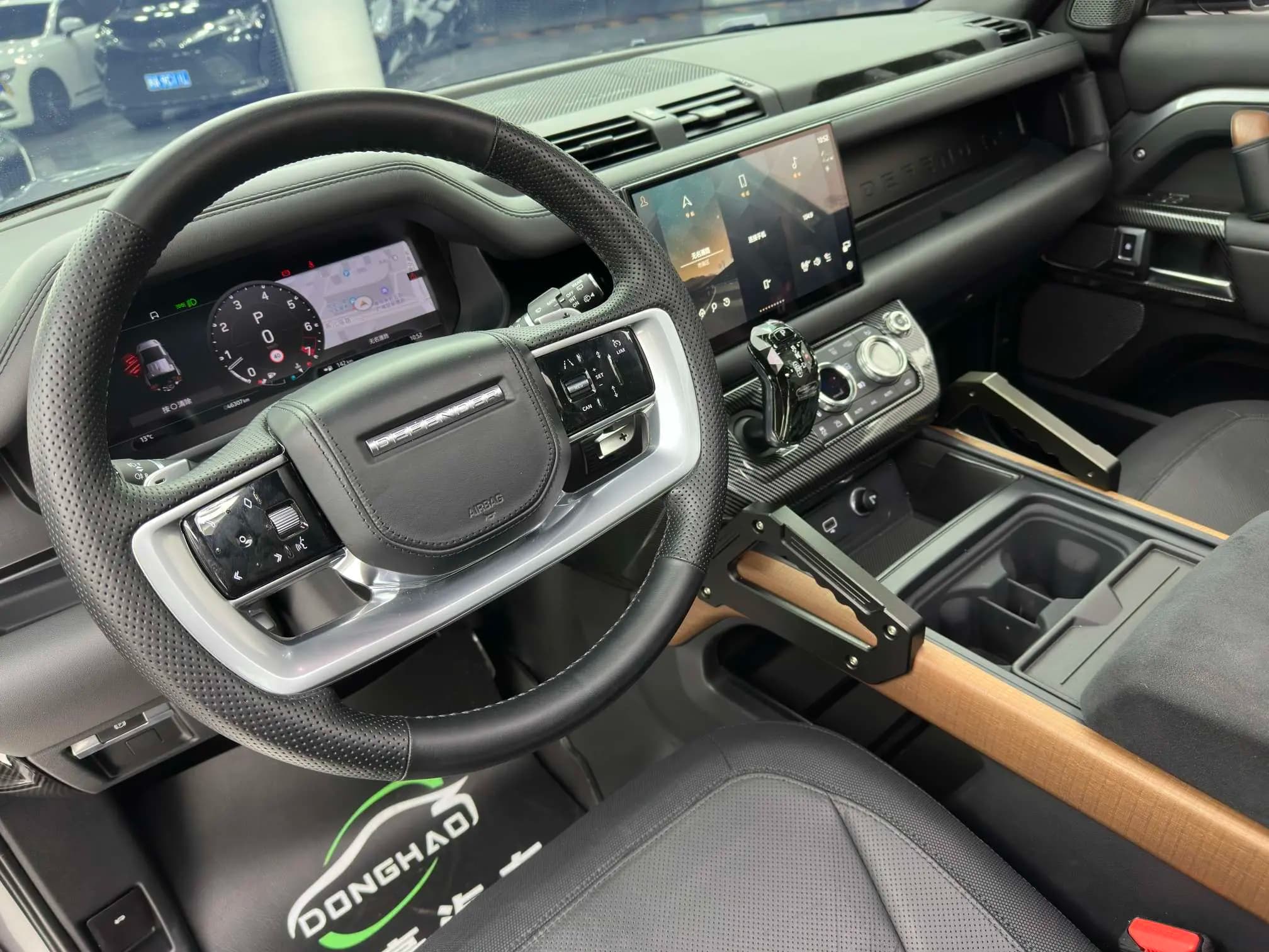 Land Rover Guard 2023 г. 46149 км. — фото 26