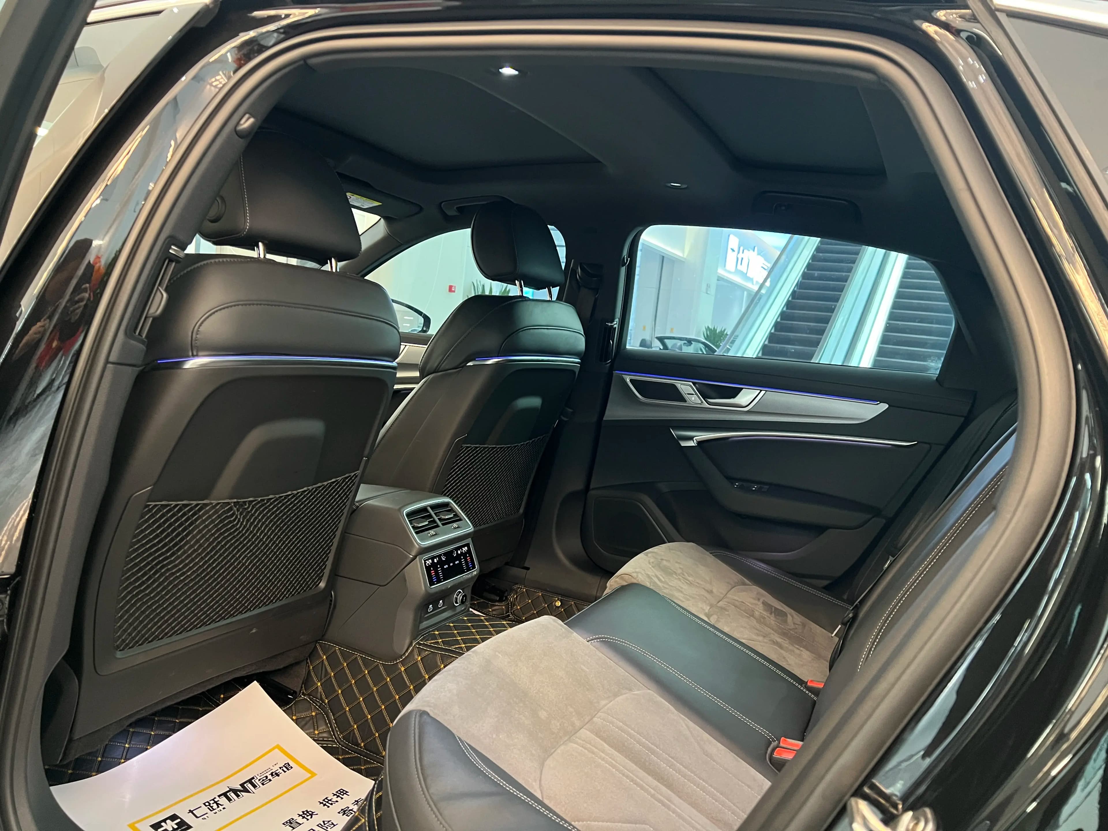 Audi A6L 2024 г. 14000 км. — фото 18