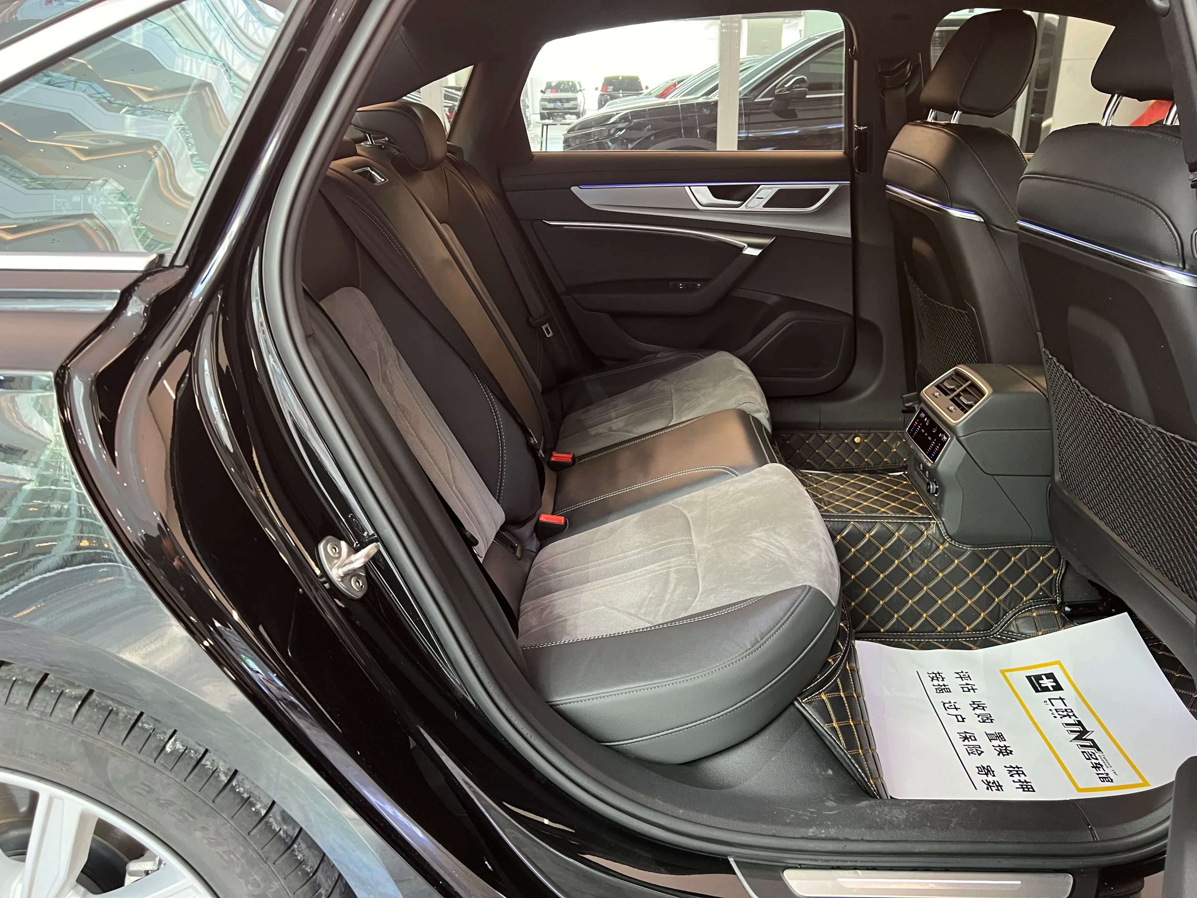 Audi A6L 2024 г. 14000 км. — фото 19