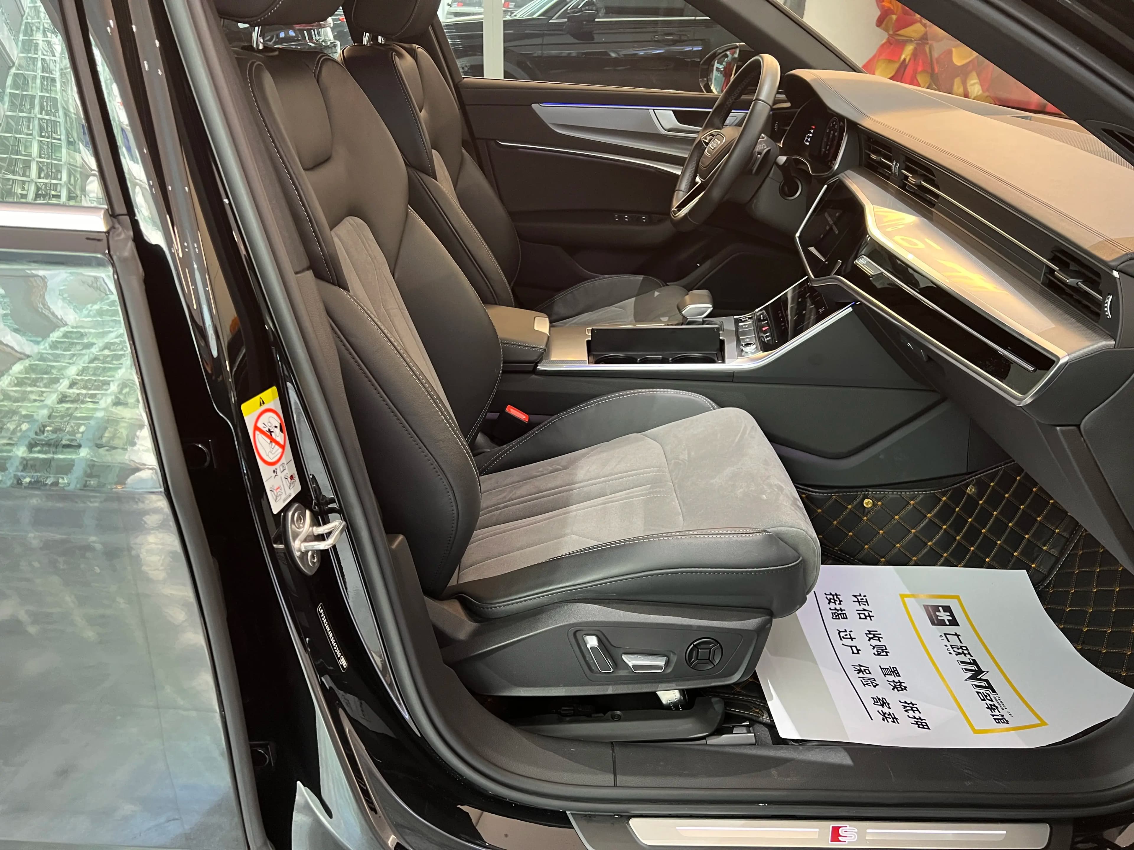 Audi A6L 2024 г. 14000 км. — фото 9