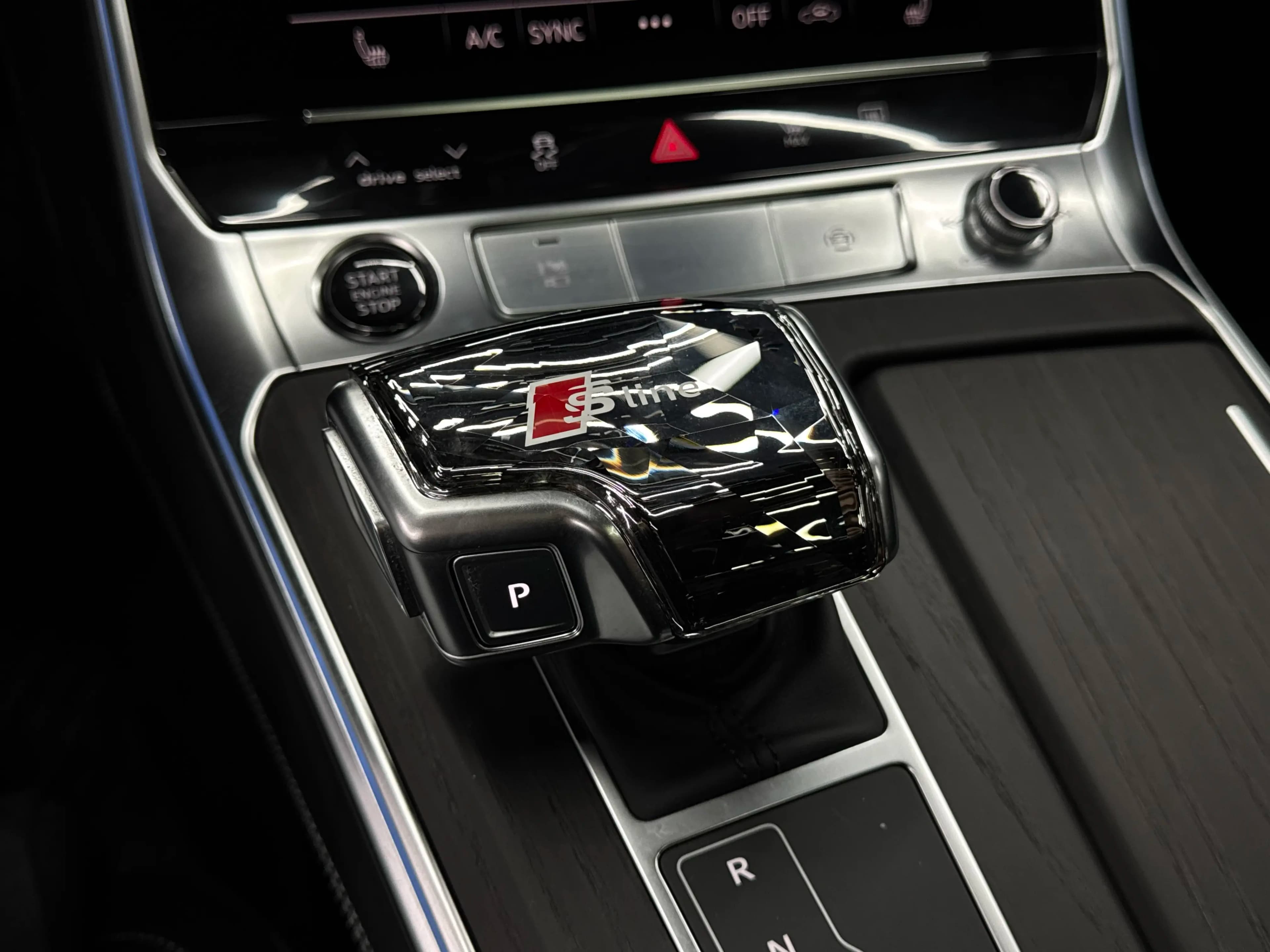 Audi A6L 2024 г. 10089 км. — фото 20