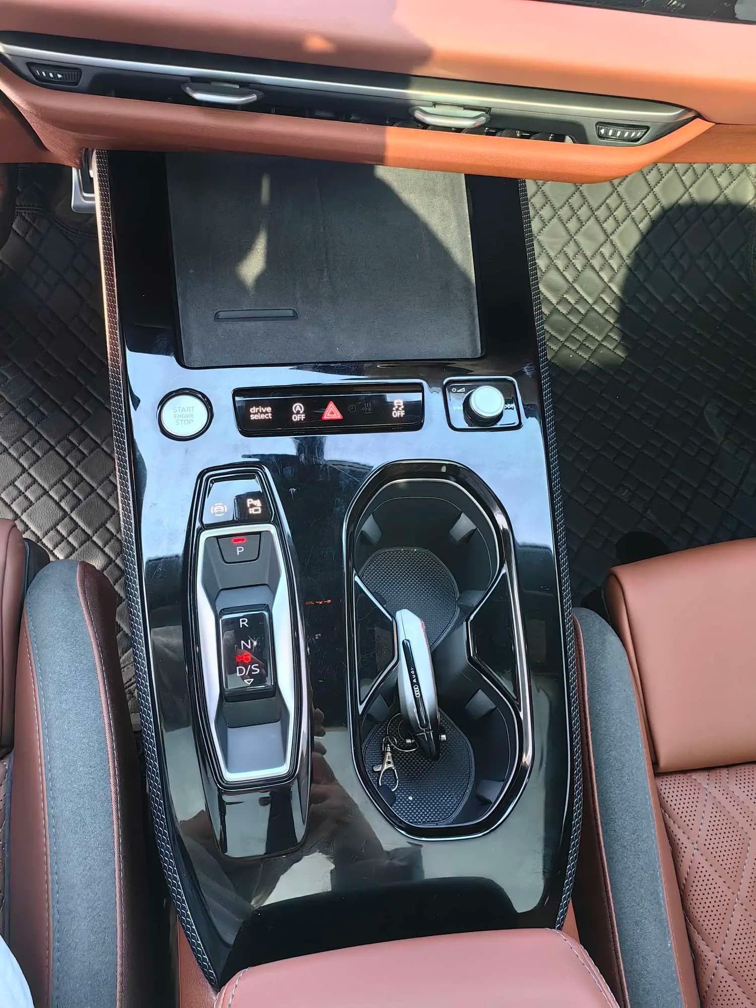Audi A5L 2025 г. 2440 км. — фото 13