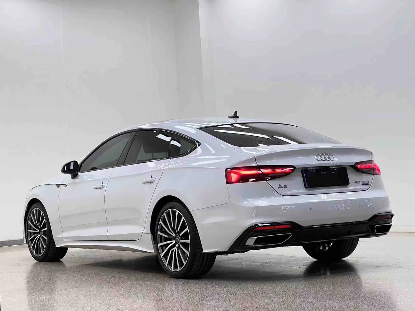 Audi A5 2024 г. 7117 км. — фото 5