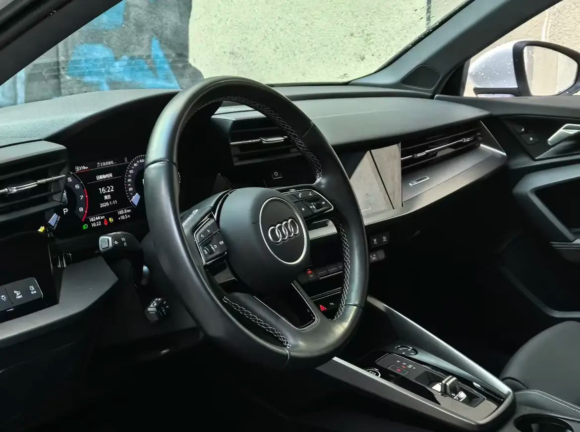Audi A3 2023 г. 18107 км. — фото 4