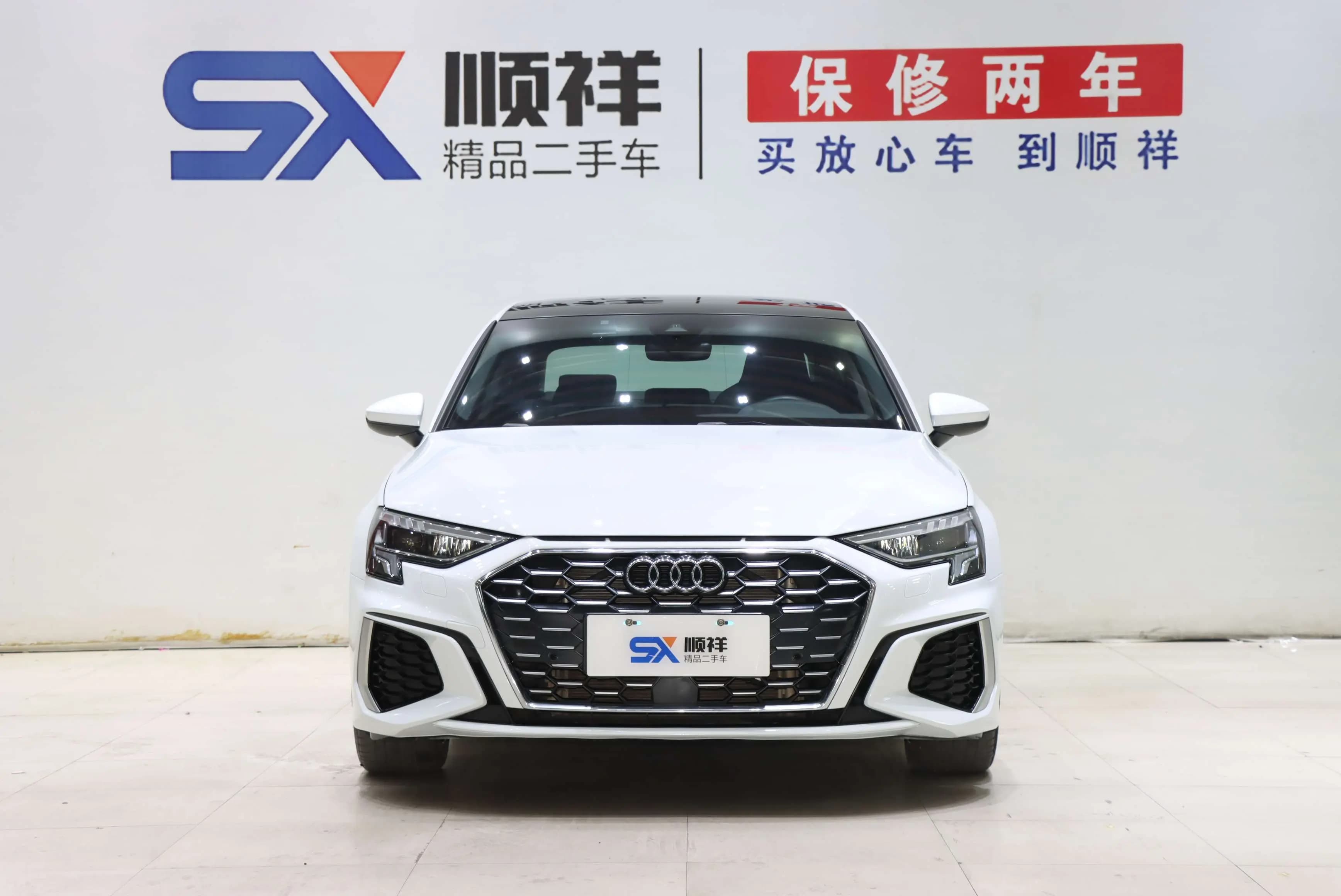 Audi A3 2023 г. 56135 км. — фото 2