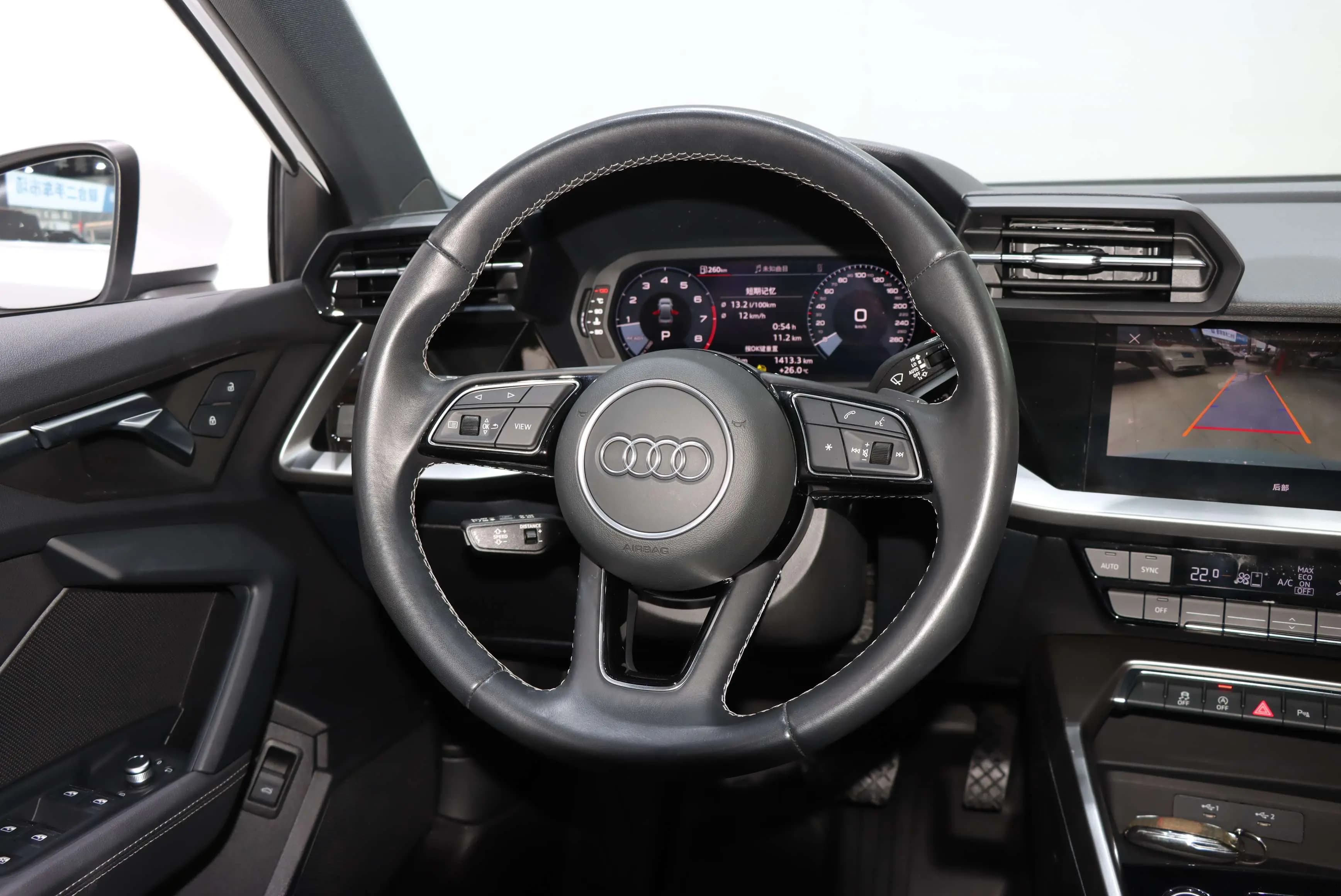 Audi A3 2023 г. 56135 км. — фото 13