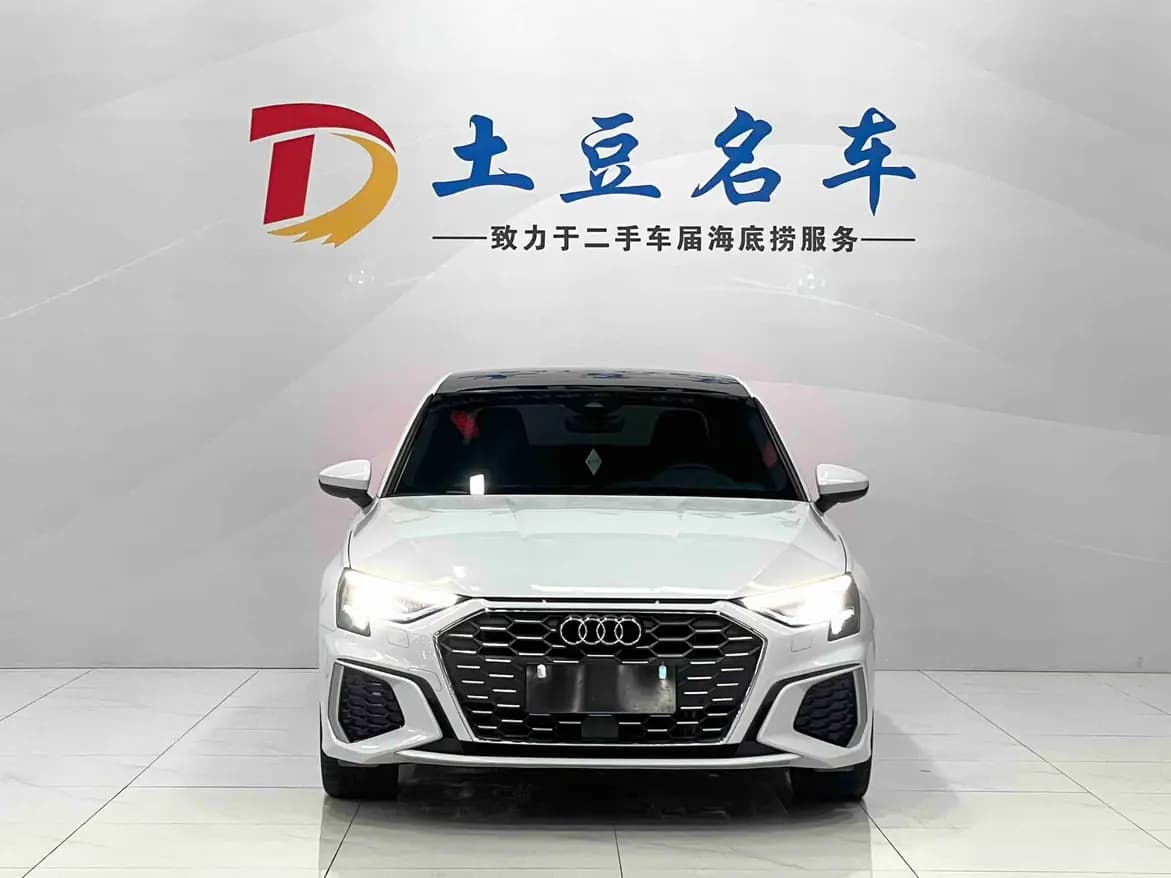 Audi A3 2023 г. 33036 км. — фото 2