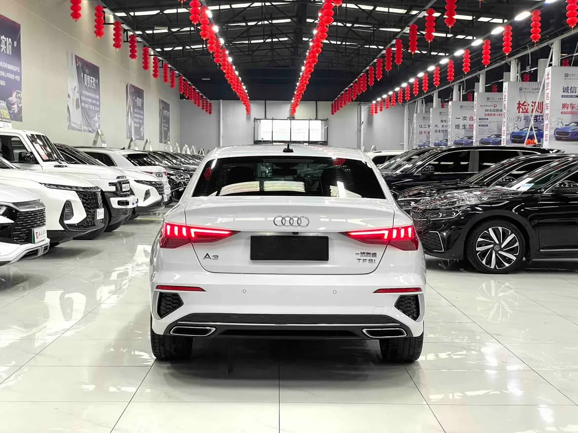 Audi A3 2023 г. 33036 км. — фото 3
