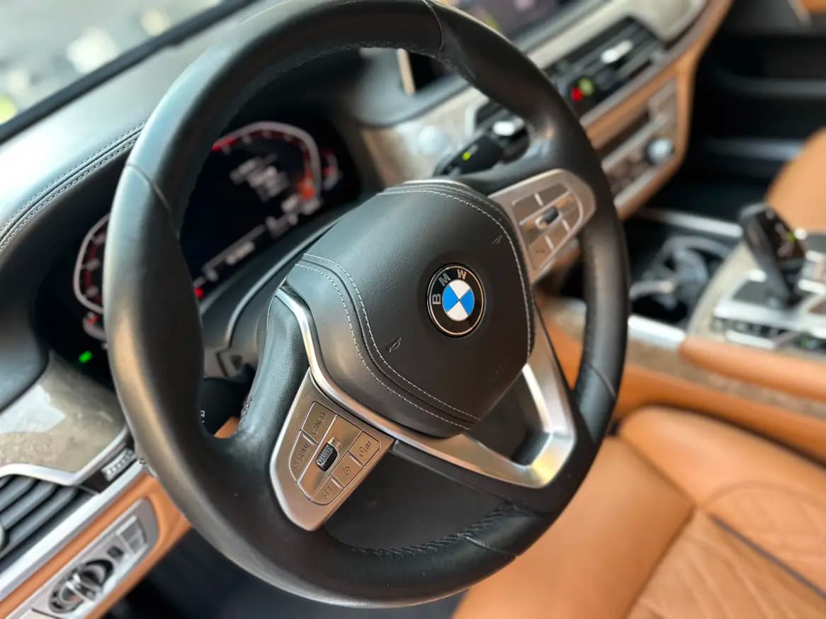 BMW 7 Series 2021 г. 65030 км. — фото 20