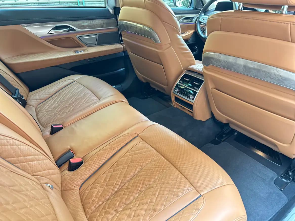 BMW 7 Series 2021 г. 65030 км. — фото 23