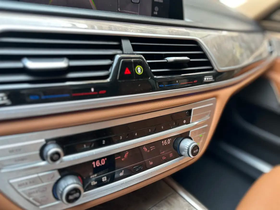 BMW 7 Series 2021 г. 65030 км. — фото 9