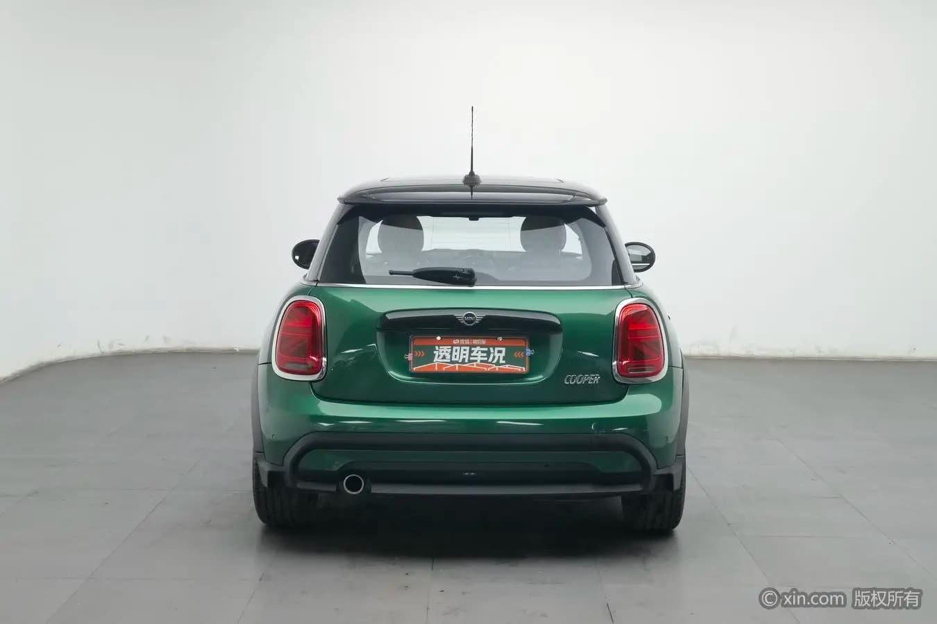 MINI  2022 г. 45600 км. — фото 3