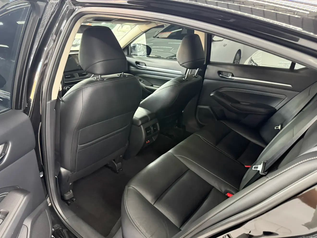 Nissan Altima 2022 г. 80035 км. — фото 9