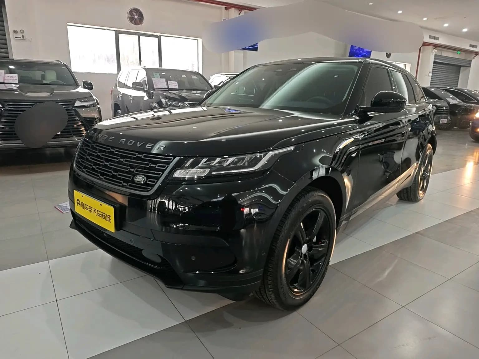 Land Rover Range Rover Velar 2024 г. 31209 км.