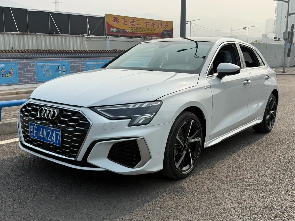 Audi A3 2022 г. 72064 км.