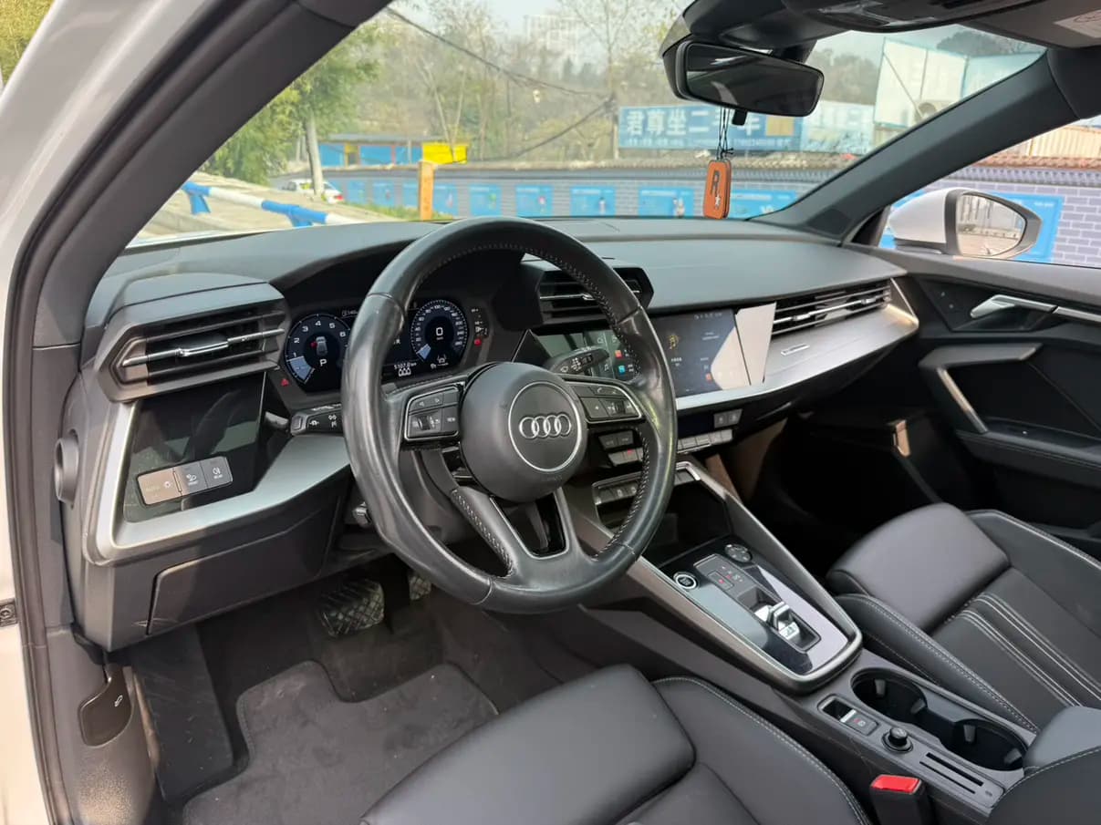 Audi A3 2022 г. 72064 км. — фото 8