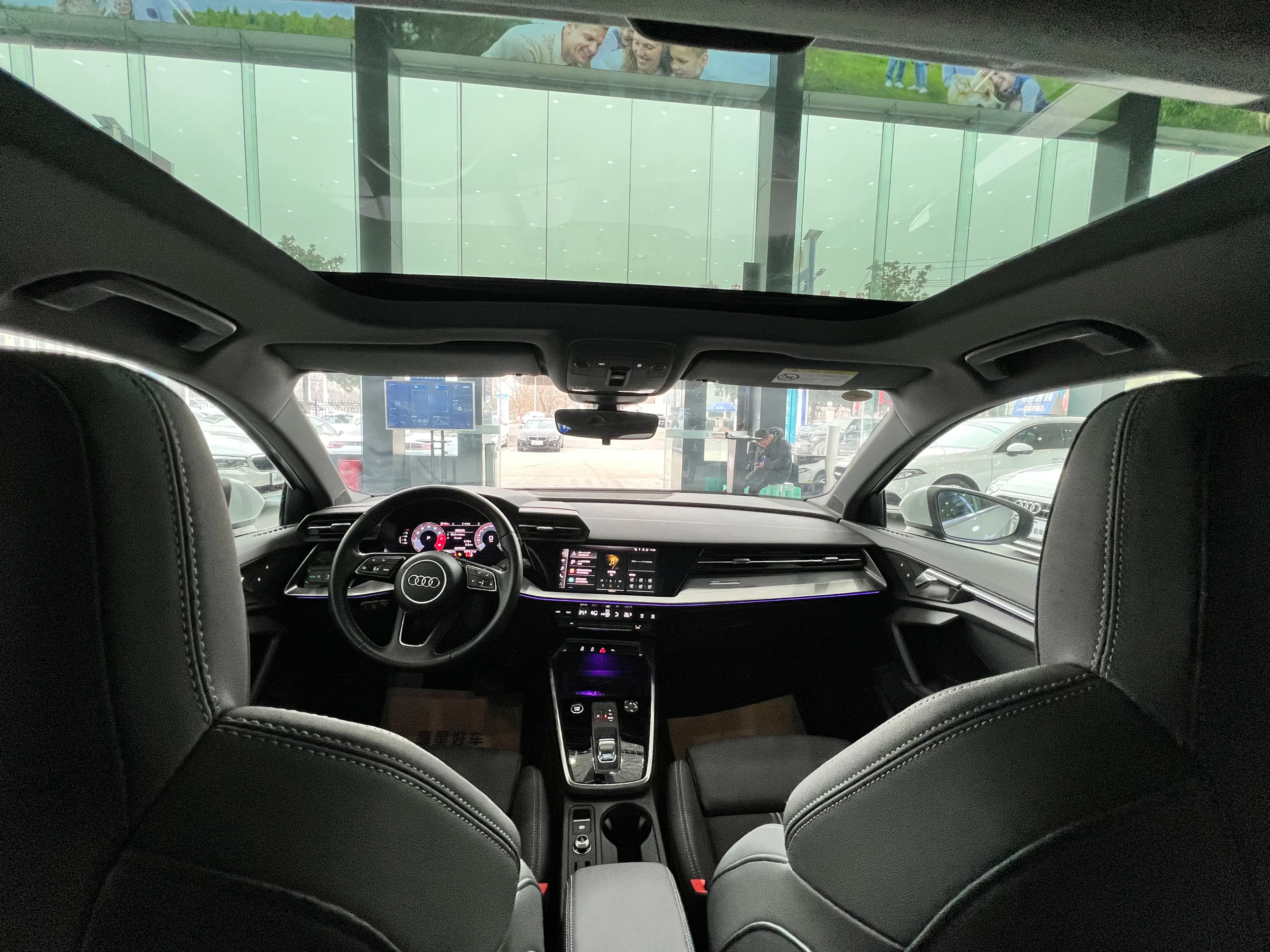 Audi A3 2024 г. 22102 км. — фото 14