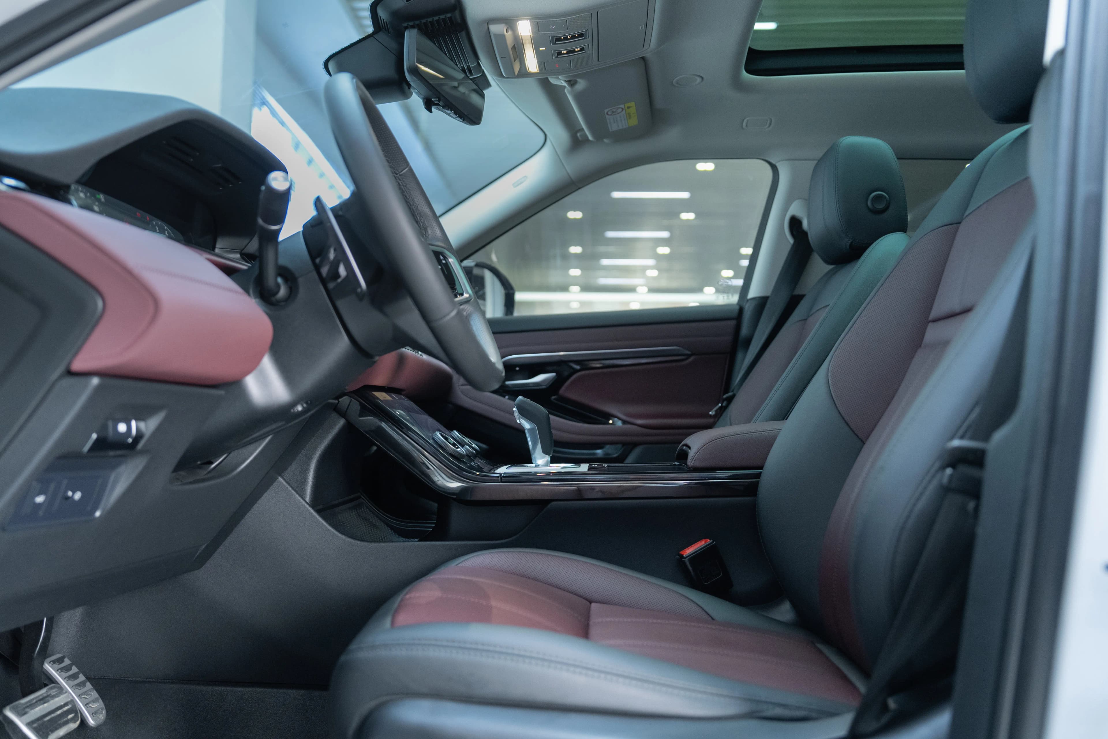Land Rover Range Rover Evoque 2023 г. 41072 км. — фото 12