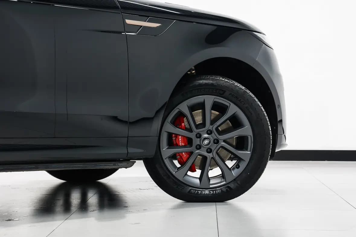 Land Rover Range Rover Sport 2024 г. 28569 км. — фото 13
