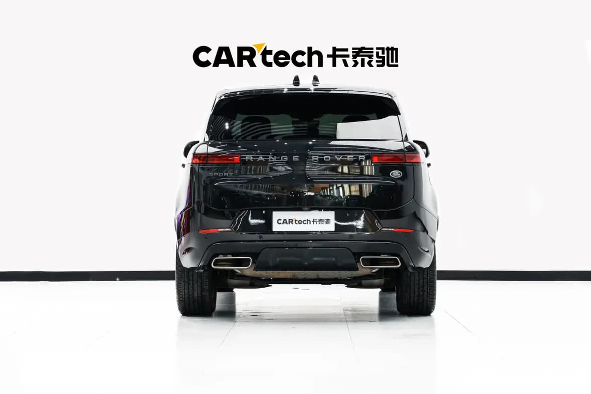 Land Rover Range Rover Sport 2024 г. 28569 км. — фото 9
