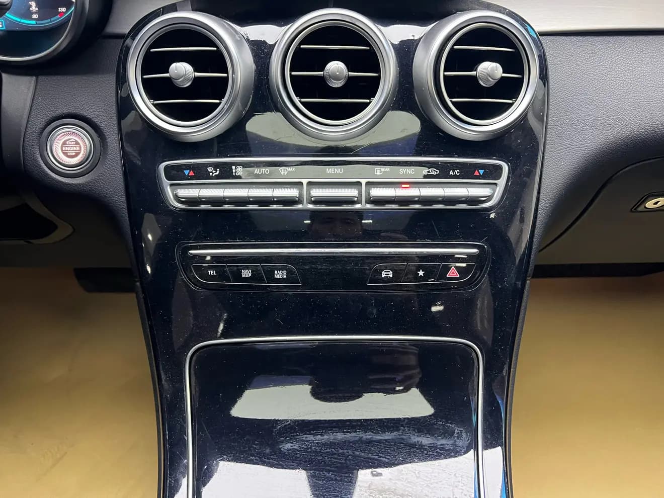 Mercedes-Benz GLC 2021 г. 53077 км. — фото 9