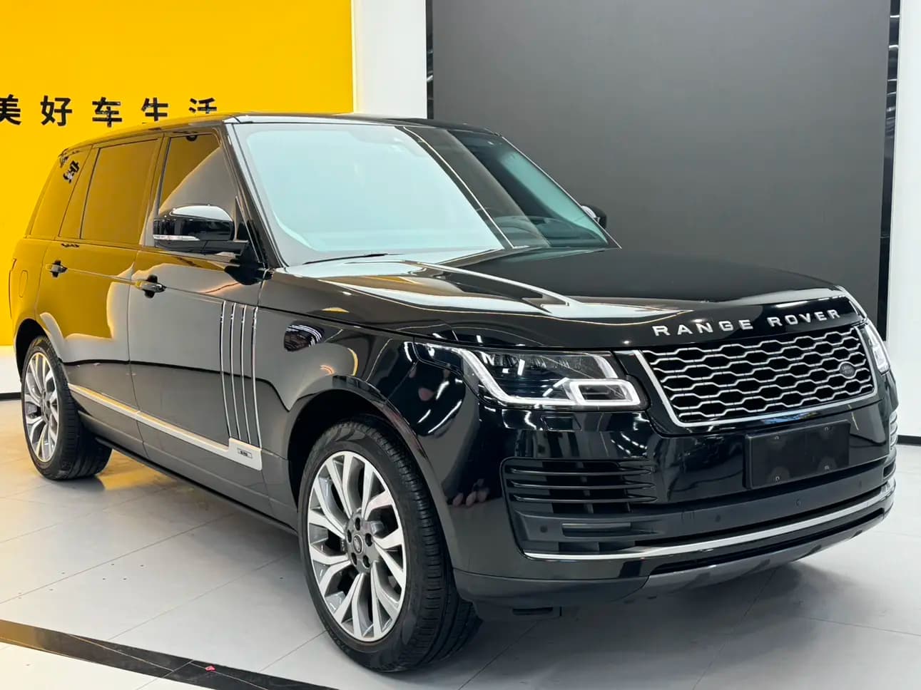 Land Rover Range rover 2021 г. 89092 км. — фото 3