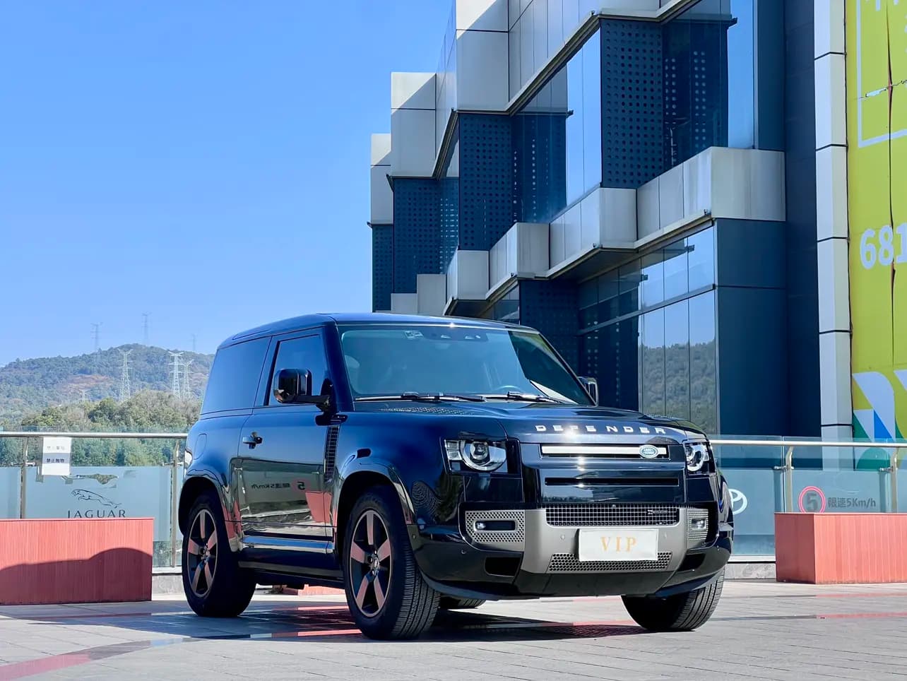 Land Rover Guard 2023 г. 27118 км. — фото 6